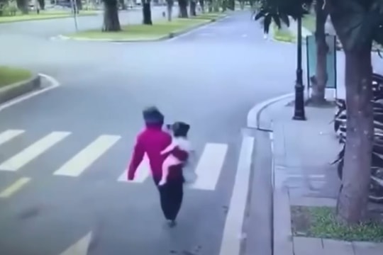 Nghi phạm bắt cóc, sát hại bé gái 2 tuổi ở Hà Nội gây án như thế nào?