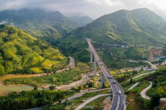 Đường nối cao tốc Nội Bài - Lào Cai đã được thông xe toàn tuyến