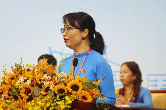 Bà Trần Thị Diệu Thúy tái đắc cử Chủ tịch LĐLĐ TP.HCM