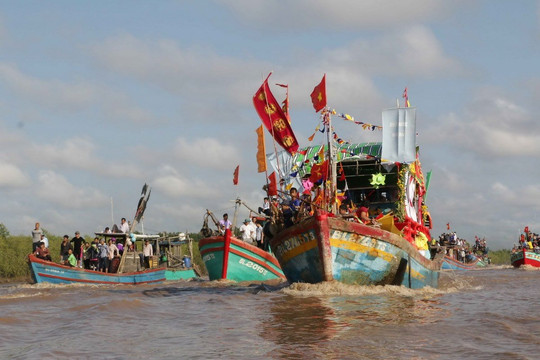Bí ẩn tục thờ cá ở Bạc Liêu