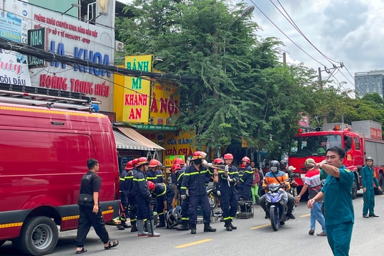 Nhiều người bị thương trong vụ sập nhà tại TP.HCM