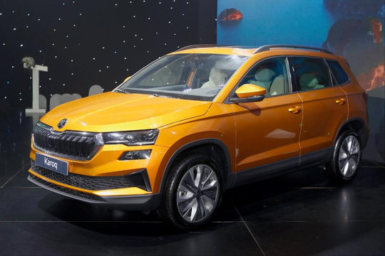 Skoda Karoq ra mắt giá từ 999 triệu đồng