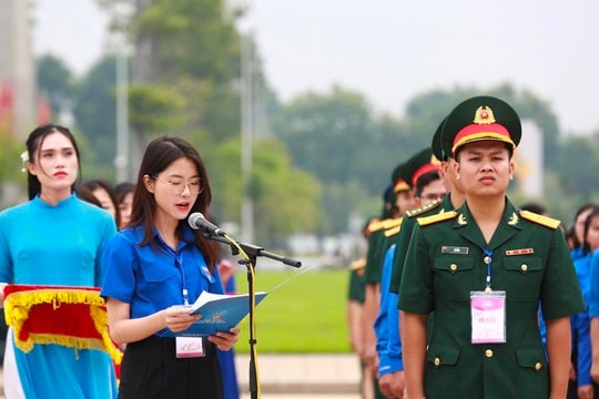 420 thanh niên tiên tiến báo công dâng Bác