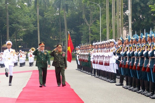 Tăng cường hợp tác quốc phòng: Trụ cột quan trọng trong quan hệ song phương Việt-Lào