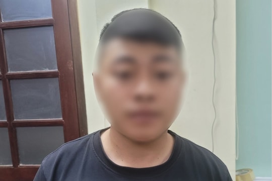 Tạm giữ đối tượng dùng súng bắn người đi đường