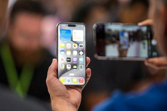 iPhone 15 Pro dùng chip 3nm vẫn gặp vấn đề quá nóng