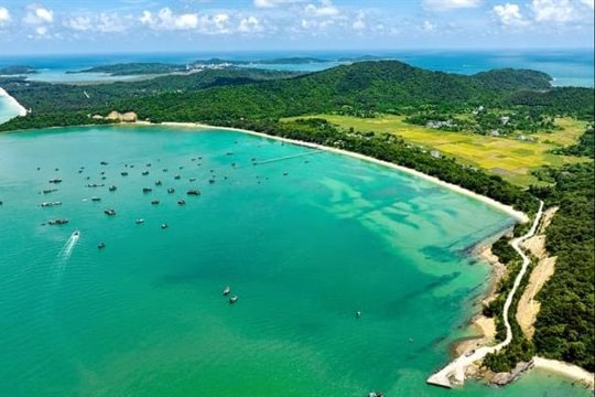 Ngày Du lịch thế giới 2023 với thông điệp 'đầu tư xanh'