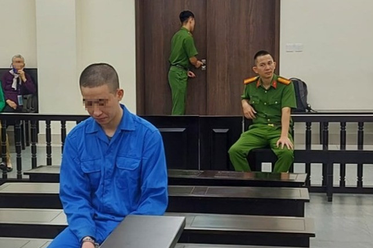 Đột nhập vào nhà trộm cắp, chém gia chủ hàng chục nhát khi bị lộ