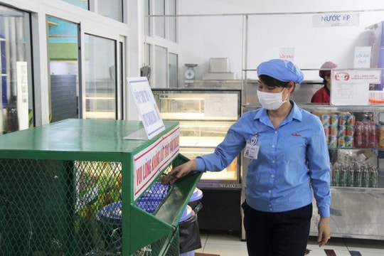 Dự thảo Luật BHYT sửa đổi: Đề xuất đóng BHYT cho tất cả đối tượng lao động, trừ hợp đồng thử việc