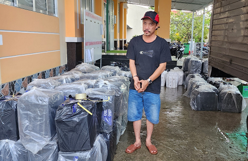 Vận chuyển hơn 25 ngàn bao thuốc lá ngoại nhập lậu