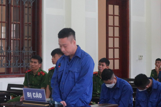 “Nổ” có khả năng chạy tại ngoại, chiếm đoạt 30.000 USD