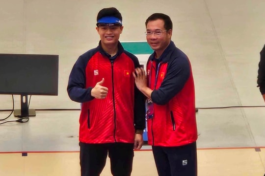 Đoàn thể thao Việt Nam có Huy chương Vàng đầu tiên tại Asiad 19