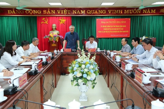 Chánh án TANDTC Nguyễn Hòa Bình làm việc với TAND hai cấp tỉnh Thanh Hóa