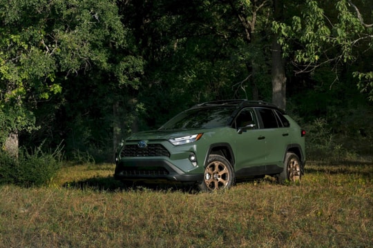 Toyota RAV4 2024 ra mắt phiên bản mới