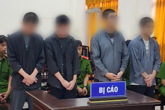 Mua súng về cất giữ để phòng thân