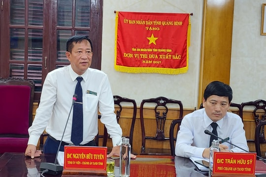 TAND tỉnh Quảng Bình lấy ý kiến góp ý của Đoàn ĐBQH về Dự thảo Luật Tổ chức TAND (sửa đổi)