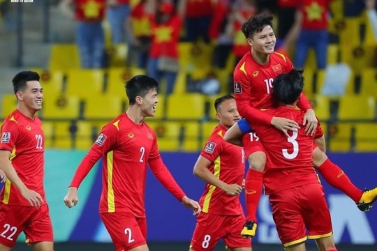Nhiều gương mặt trẻ được HLV Philippe Troussier triệu tập cho FIFA Days