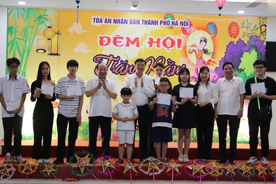 TAND TP Hà Nội tổ chức Tết Trung thu cho các cháu thiếu niên, nhi đồng