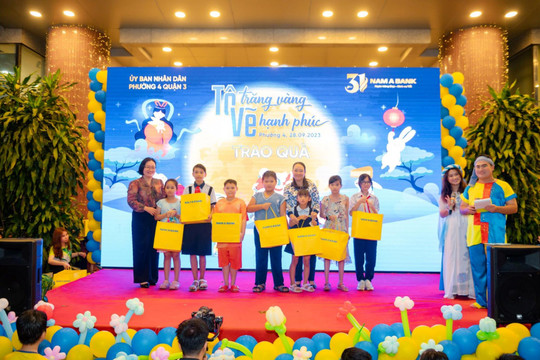 “Tô trăng vàng, Vẽ hạnh phúc” đến với hàng ngàn trẻ em trên toàn quốc