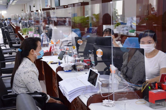 Ban hành Nghị định về bảo vệ cán bộ dám nghĩ, dám làm