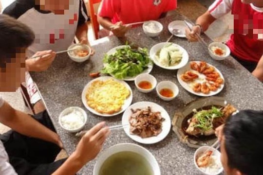 Xác minh thông tin về chế độ dinh dưỡng của đội tuyển bóng bàn trẻ quốc gia