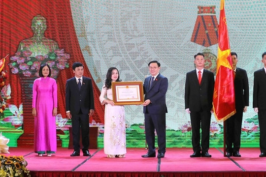 Chủ tịch Quốc hội Vương Đình Huệ dự Lễ kỷ niệm 35 năm thành lập Báo Đại biểu Nhân dân
