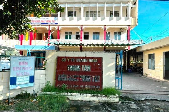 Quảng Ngãi: Khen thưởng tập thể, cá nhân có thành tích xuất sắc trong phòng, chống dịch Covid-19