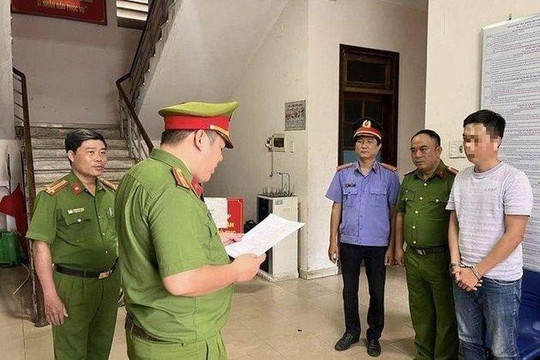 Cựu cán bộ ngân hàng chiếm đoạt gần 5 tỷ đồng