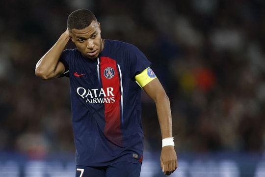 Mbappe đang "ngủ quên trên chiến thắng tại" PSG?
