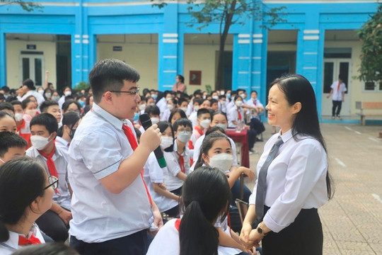 Vai trò của Luật sư trong tham gia xây dựng các văn bản pháp luật, trợ giúp pháp lý cho người dân