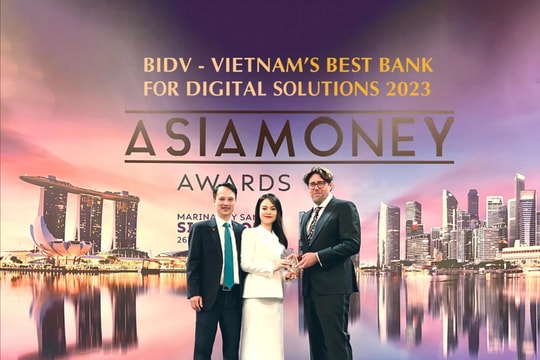 BIDV nhận giải thưởng “Ngân hàng cung cấp giải pháp số hàng đầu Việt Nam”