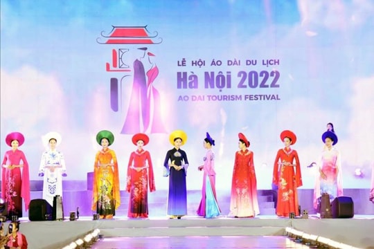 Lùi thời gian tổ chức Lễ hội Áo dài du lịch Hà Nội sang cuối tháng 10
