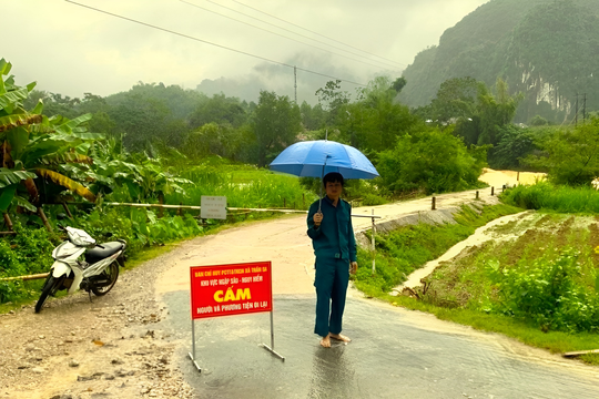 Thái Nguyên: Mưa lớn, một người mất tích do lũ cuốn trôi