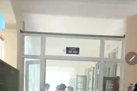 Cháy thư viện trường Tiểu học Đồng Mai, quận Hà Đông