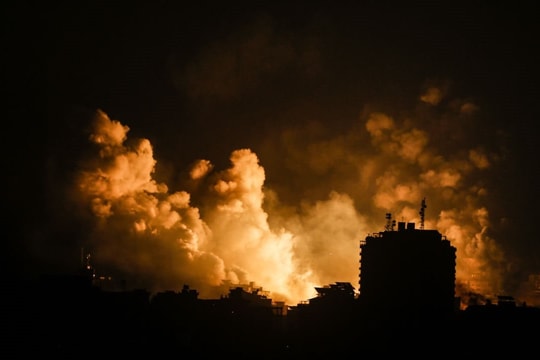 Israel đặt mục tiêu 'xóa sổ' Hamas khi Gaza quay cuồng vì bị dội bom
