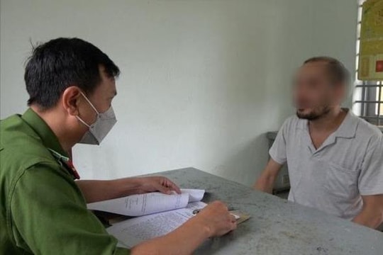 Bắt quả tang đối tượng tàng trữ, mua bán trái phép chất ma túy
