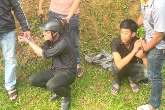 Khởi tố đối tượng dùng súng bắn nữ lao công