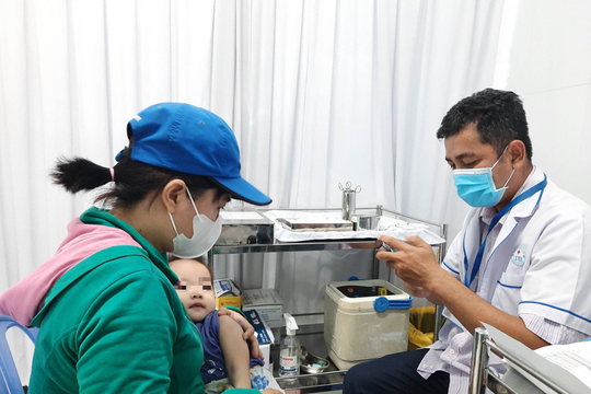 Nguy cơ thiếu vaccine tiêm chủng mở rộng ở TP.HCM