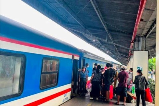 Ngành đường sắt chạy thêm tàu Thống nhất, Hải Phòng - Hà Nội