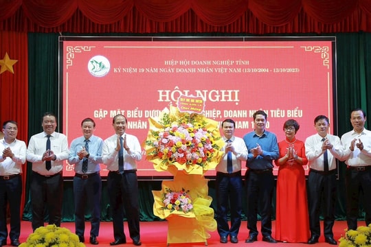 Lãnh đạo các tỉnh miền núi phía Bắc gặp mặt, chúc mừng ngày doanh nhân