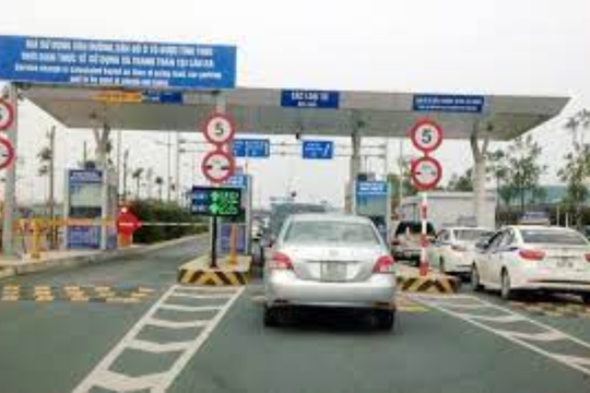 Bộ Giao thông vận tải đề xuất thí điểm áp dụng thu phí không dừng tại các sân bay