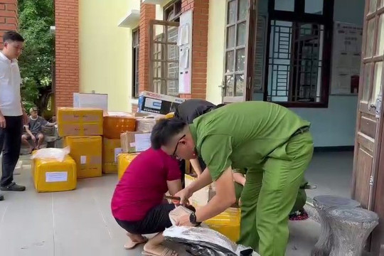 Tạm giữ nhiều hàng hóa không có hóa đơn, chứng từ