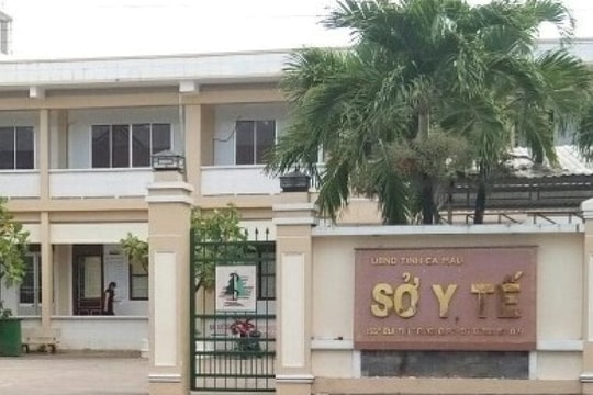 Bãi nhiệm ủy viên UBND tỉnh đối với nguyên Giám đốc Sở Y tế Cà Mau
