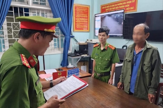 Lừa xin việc vào sân bay Đà Nẵng để chiếm đoạt tài sản