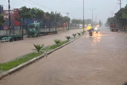 Học sinh Đà Nẵng lại nghỉ học vì thời tiết chuyển biến xấu