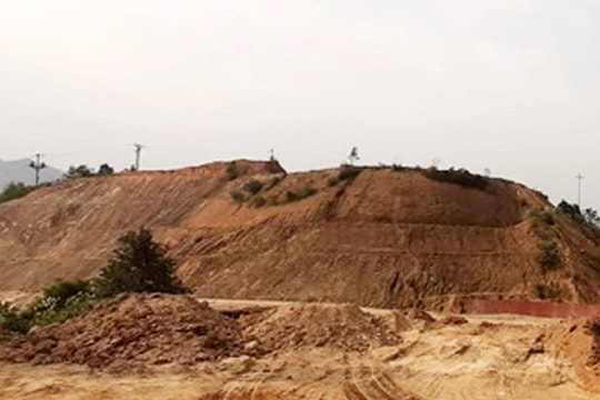 Khởi tố các bị can trong vụ khai thác đất hiếm trái phép tại Yên Bái