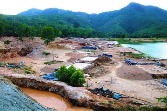 Kiên quyết đóng cửa mỏ vàng Bồng Miêu