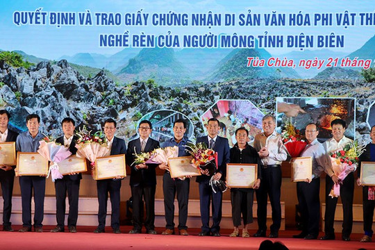 Độc đáo nghề rèn của người Mông