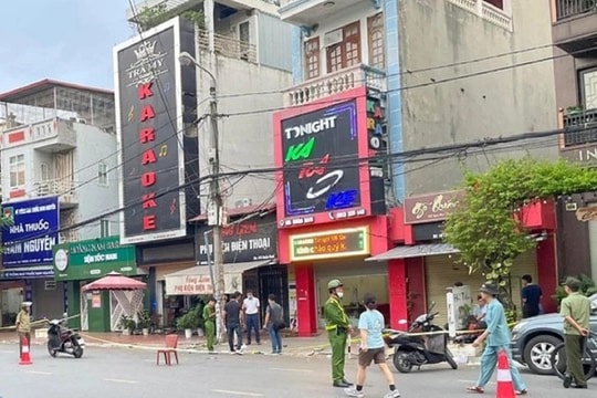 Xô xát với nhân viên quán karaoke, 3 người thương vong
