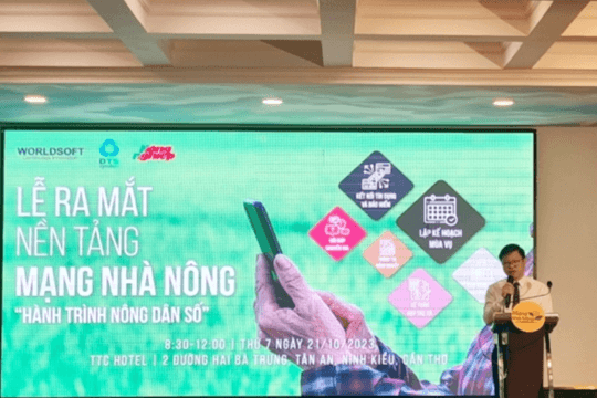 Ra mắt nền tảng “Mạng nhà nông - Hành trình nông dân số”
